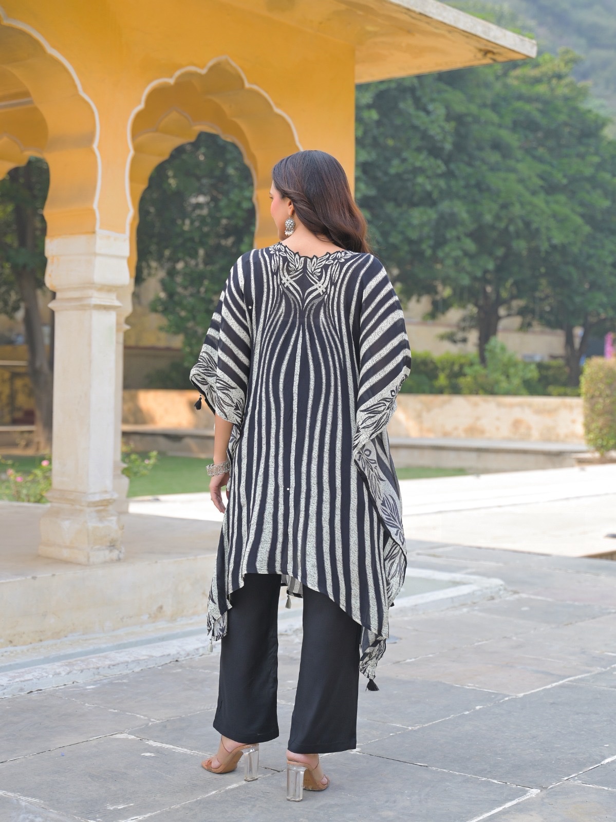 Premium Chinnon Kaftan Set view 3