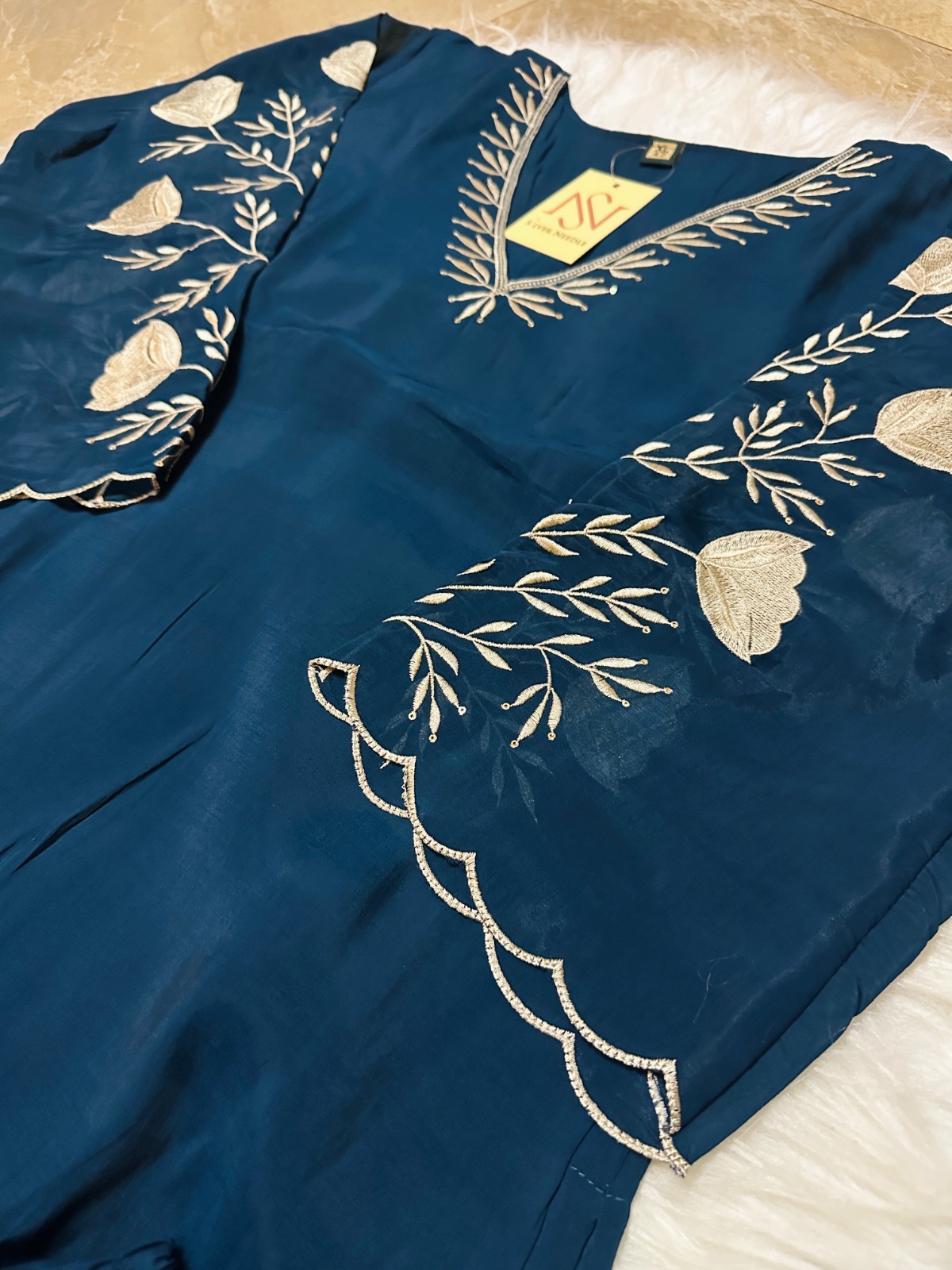 Bell sleeve crape suite view 4